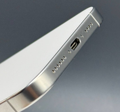 iPhone 16 Pro Max 512GB White Titanium 90%